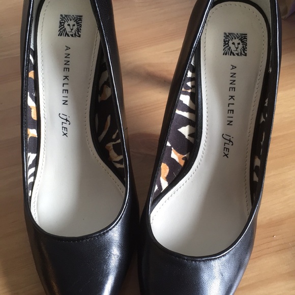Anne Klein iFlex 9M leather pumps - Picture 2 of 6